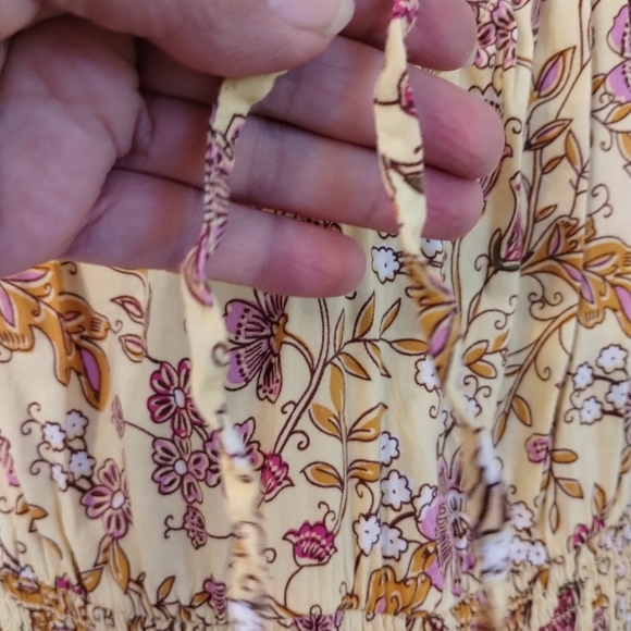 Old Navy Women's Yellow Floral Smocked Maxi Dress Short sleeve Size L - Picture 10 of 16